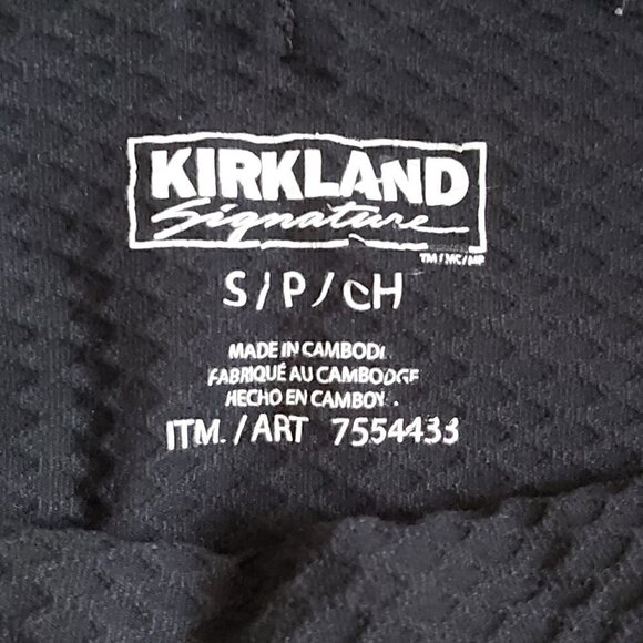 Kirkland Signature Ladies' Black Jacquard Active Tight Capris - Size Small - Picture 9 of 9